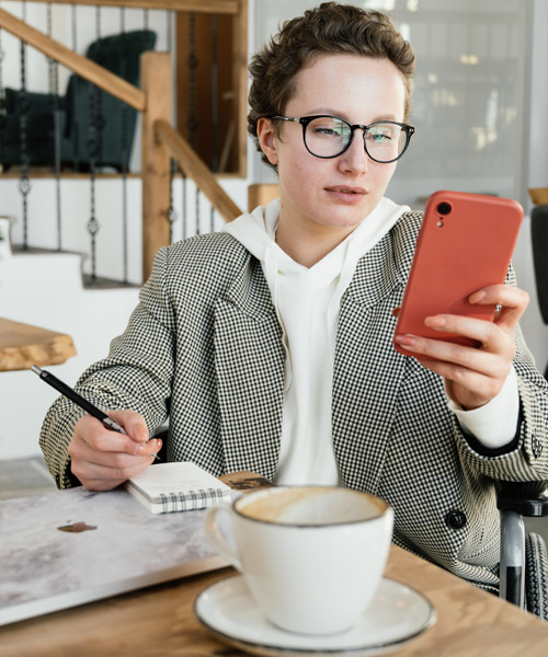 “Está genial. Siempre he querido practicar de una forma sencilla la conversación y ahora lo puedo hacer con una app desde el móvil.